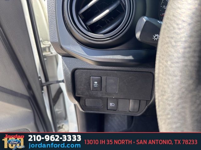 Used Car 2020 Toyota Tacoma  Sr5 For Sale Under $25,000 In San Antonio, Texas