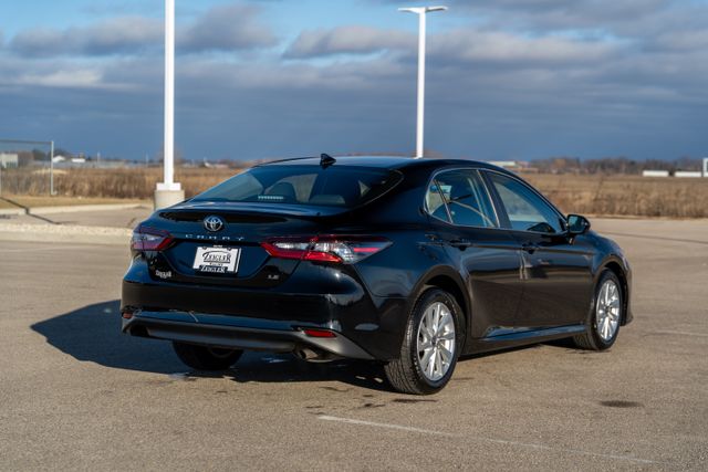 2023 Toyota Camry LE 7