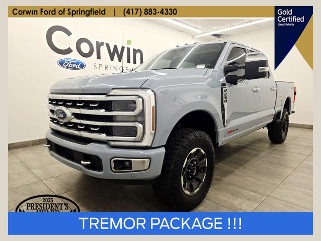 Glacier Gray Metallic Tri-Coat 2024 Ford F-250 Super Duty Pickup Truck Four-Wheel Drive Automatic