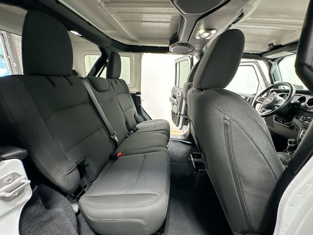 2022 Jeep Wrangler Unlimited Sahara White/off-white at Klick Lewis Buick Chevrolet