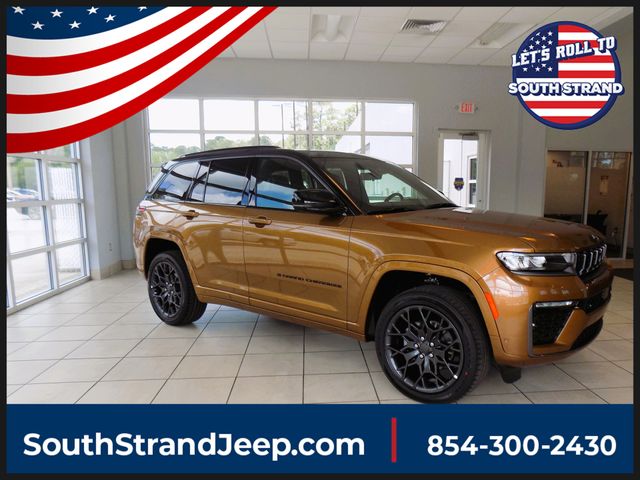 Red (Copper Shino Metallic Clearcoat) 2026 Jeep Grand Cherokee SUV / Crossover Four-Wheel Drive 8-Speed Automatic