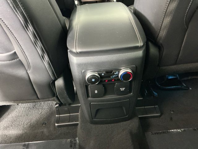 Used 2022 Red Ford Limited image 29