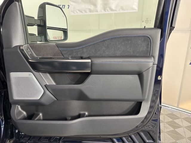 2025 Antimatter Blue Metallic Ford F-350SD Platinum 4X4 Truck