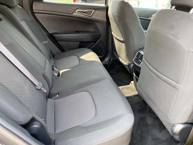 Used 2023 Kia Sportage Hybrid SUV
