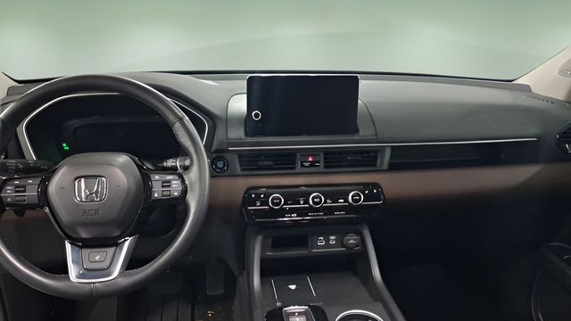 Used 2025 Honda Pilot SUV