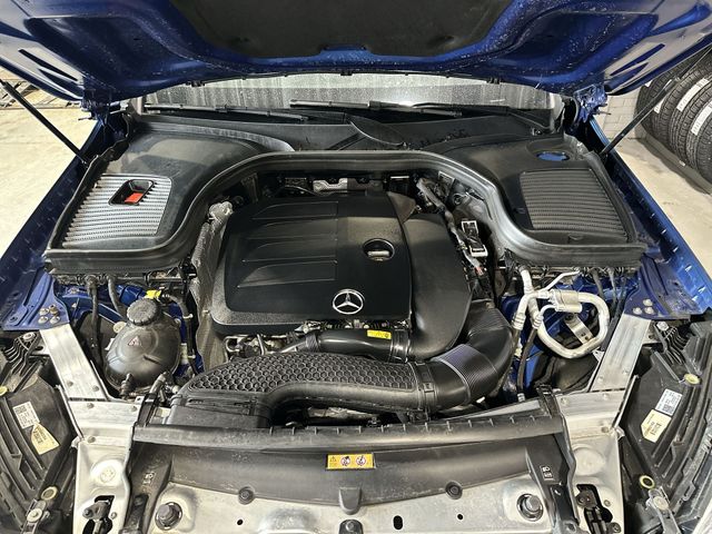 Certified Used 2023  Mercedes-Benz GLC 300 Coupe image 20