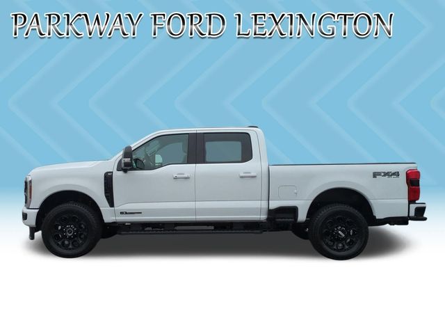 New 2026 White Ford XLT image 2