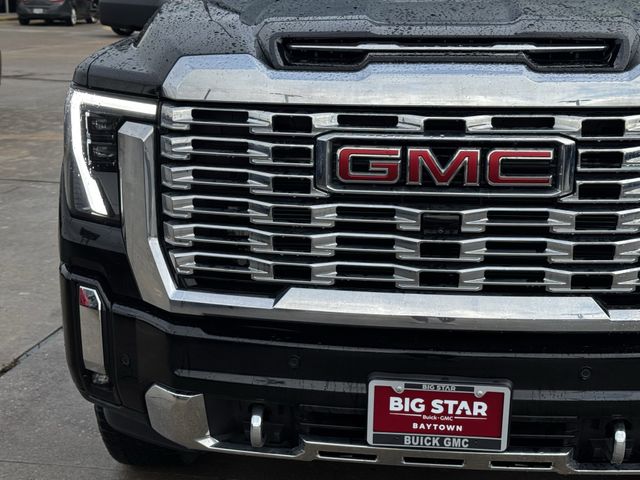 2024 GMC Sierra 2500HD Denali Black at Central Houston Nissan