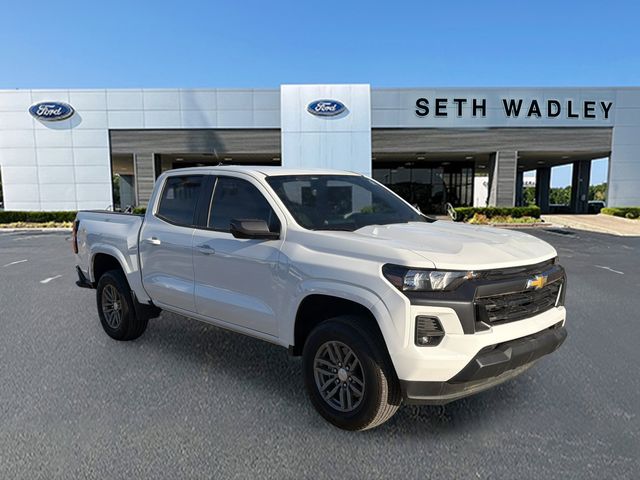 2024 Chevrolet Colorado LT 
