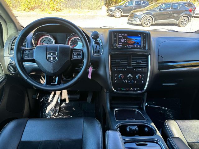 2018 Dodge Grand Caravan SXT 15