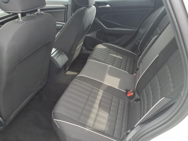 2023 Volkswagen Jetta - Image 18