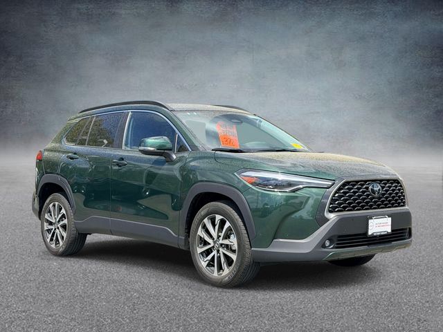 2024 Toyota Corolla Cross XLE
