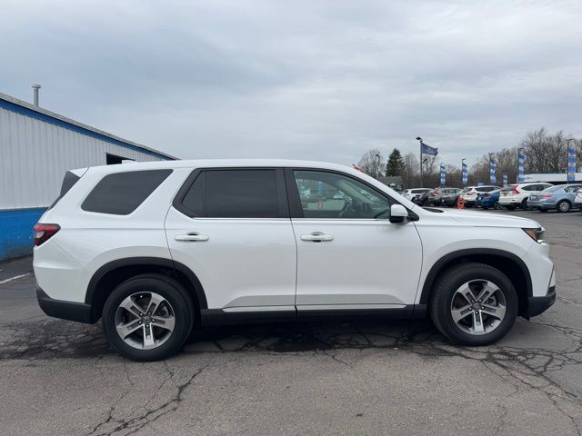 Platinum White Pearl 2025 Honda Pilot EX-L AWD SUV / Crossover All-Wheel Drive Automatic