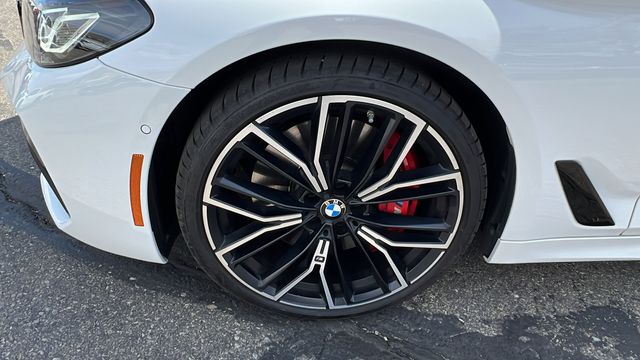 2021 BMW 5 Series M550i xDrive 11