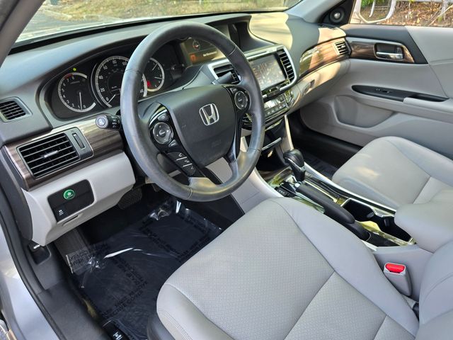 2016 Honda Accord EX-L 26