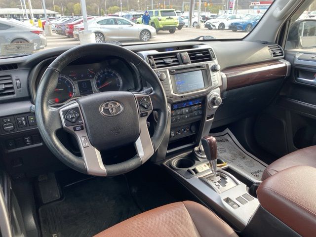 2016 Toyota 4Runner Limited photo