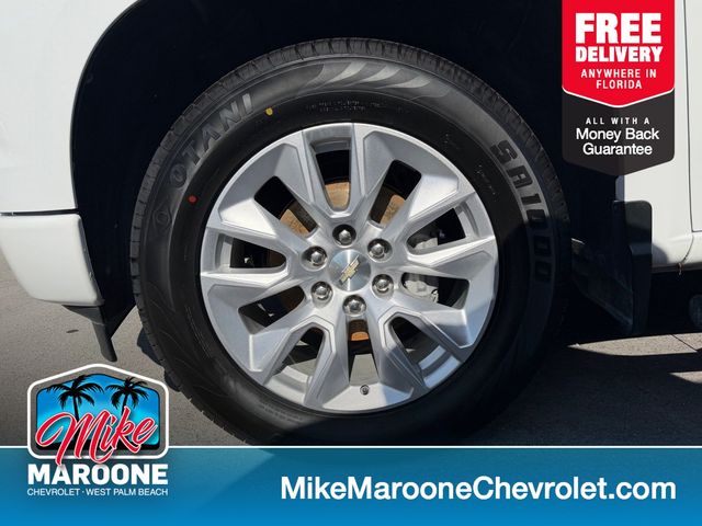 Summit White 2022 Chevrolet Silverado 1500 Pickup Truck 4X2 8-Speed Automatic