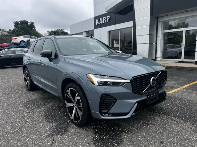2022 Volvo XC60 B6 R-Design AWD