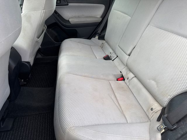 Used 2018 Red Subaru 2.5i Premium image 16