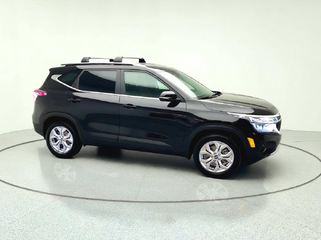 Used 2024 Kia Seltos SUV
