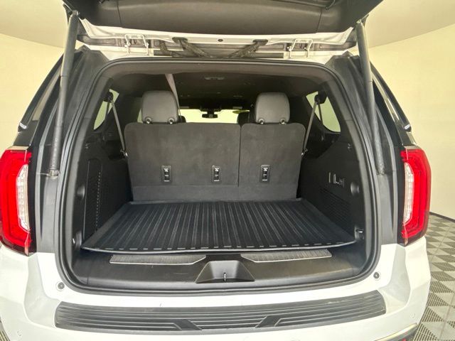 Used 2022 GMC Yukon XL SUV