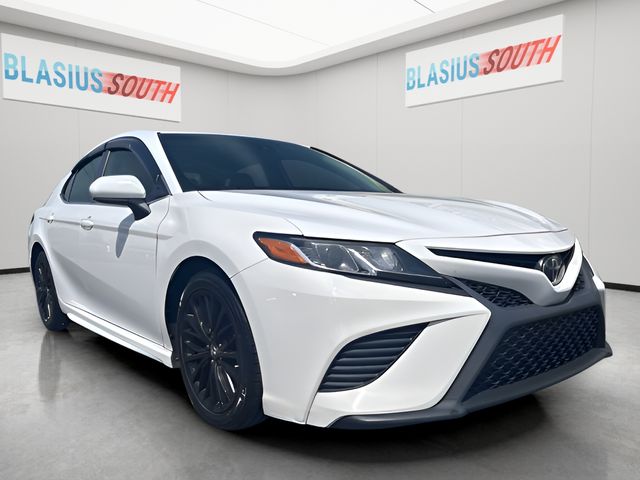 Super White 2019 Toyota Camry SE FWD Sedan Front-Wheel Drive 8-Speed Automatic