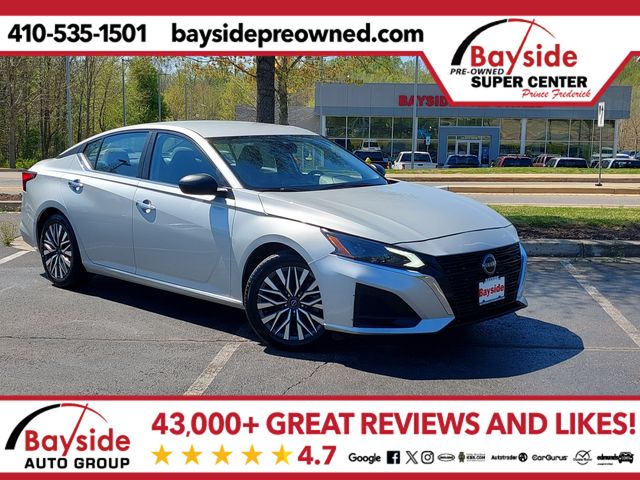 Brilliant Silver Metallic 2024 Nissan Altima 2.5 SV FWD Sedan Front-Wheel Drive Continuously Variable Transmission