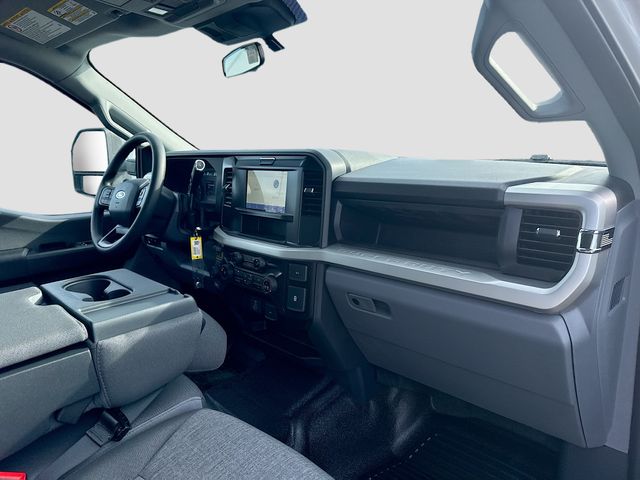 2025 Ford F-250SD XL photo