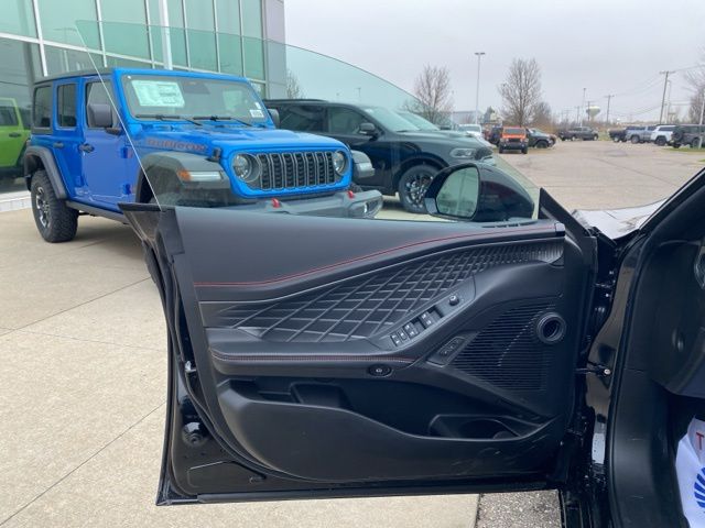 2026 Dodge Charger R/T - Diamond Black Crystal Pearlcoat exterior view 9