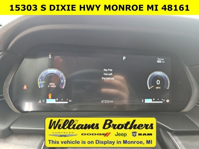 2024 Jeep Grand Cherokee L Limited - Silver Zynith exterior view 17