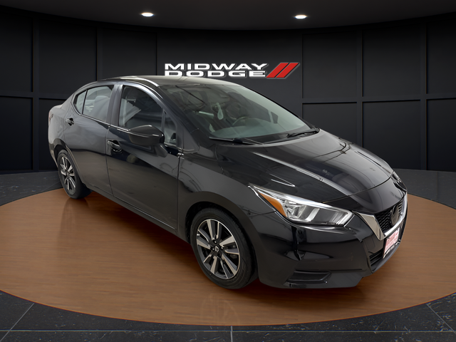 2021 Nissan Versa SV FWD