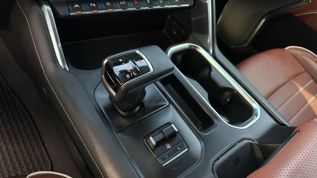 Used 2024 Silver GMC Denali Ultimate image 30