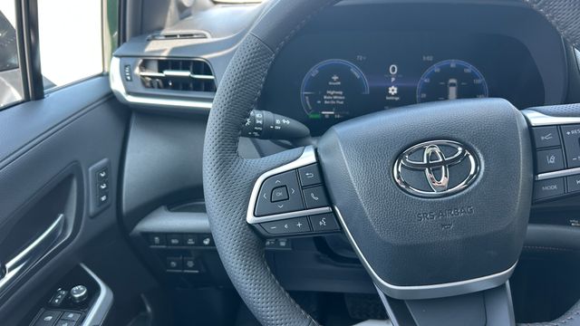 New 2026 Toyota Sienna Van