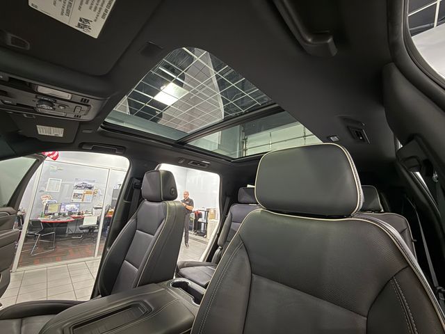 2023 GMC Yukon SLT White at Bob King Buick GMC