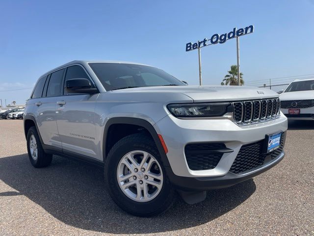 Silver 2025 Jeep Grand Cherokee SUV / Crossover 4X2 8-Speed Automatic