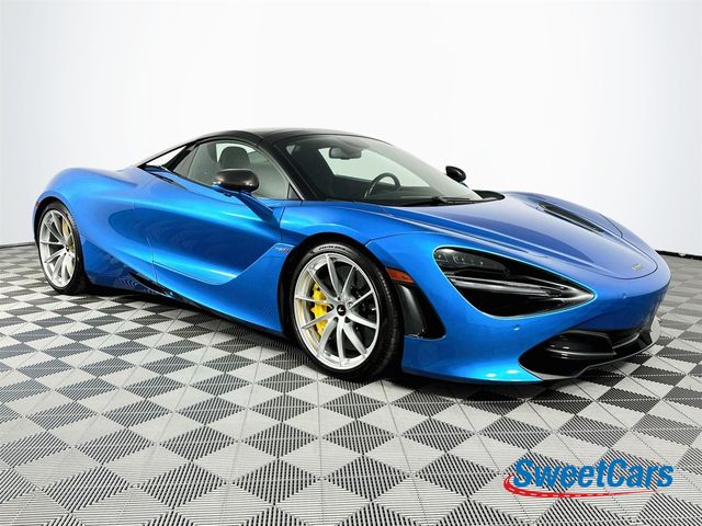 2022 McLaren 720S
