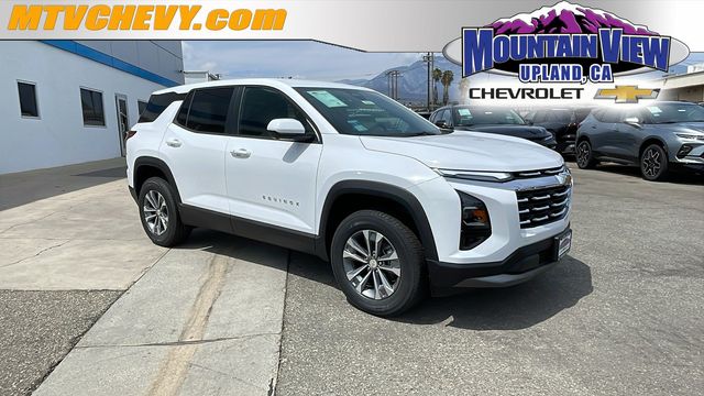 Summit White 2026 Chevrolet Equinox SUV / Crossover Front-Wheel Drive Continuously Variable Transmission