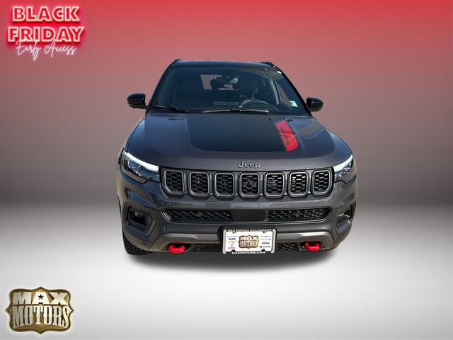 2024 Jeep Compass Trailhawk 2