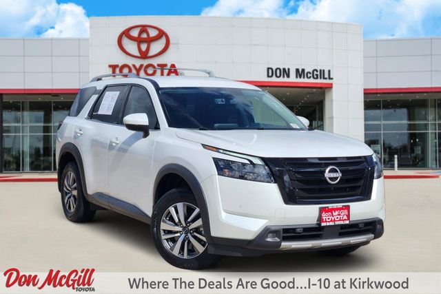 2025 Nissan Pathfinder SL White at South Houston Nissan