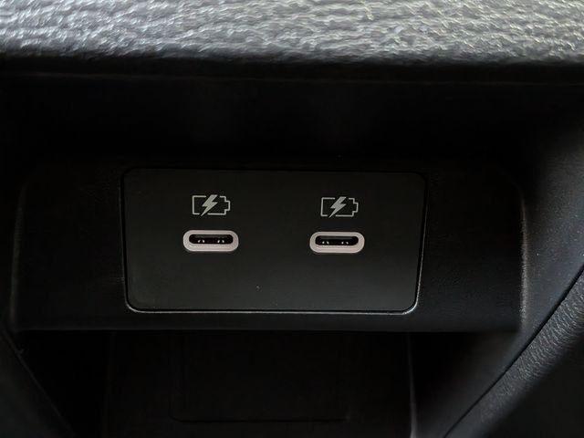 2026 White Diamond Mitsubishi Outlander SE FWD SUV