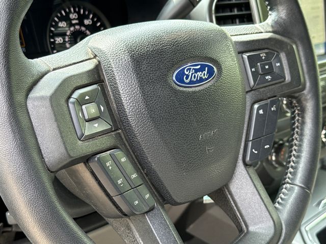 Used 2020 Blue Ford XLT image 24