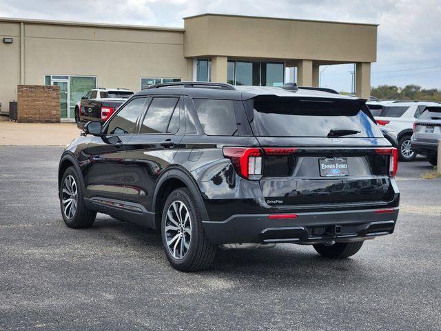 2025 Ford Explorer ST-Line 6