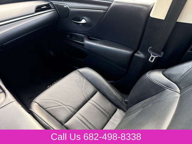 Used 2020 Lexus ES Sedan