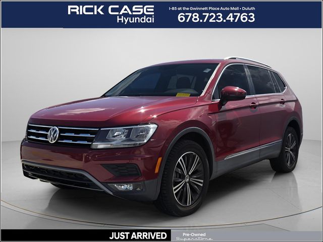 Cardinal Red Metallic 2018 Volkswagen Tiguan SUV / Crossover Front-Wheel Drive 8-Speed Automatic