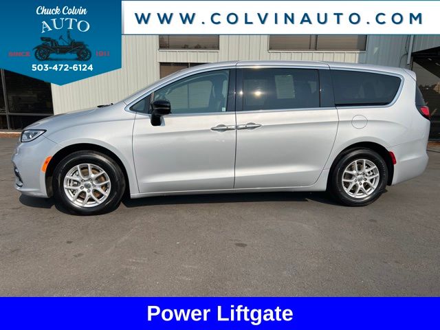 Silver Mist Clearcoat 2024 Chrysler Pacifica Minivan Front-Wheel Drive 9-Speed Automatic