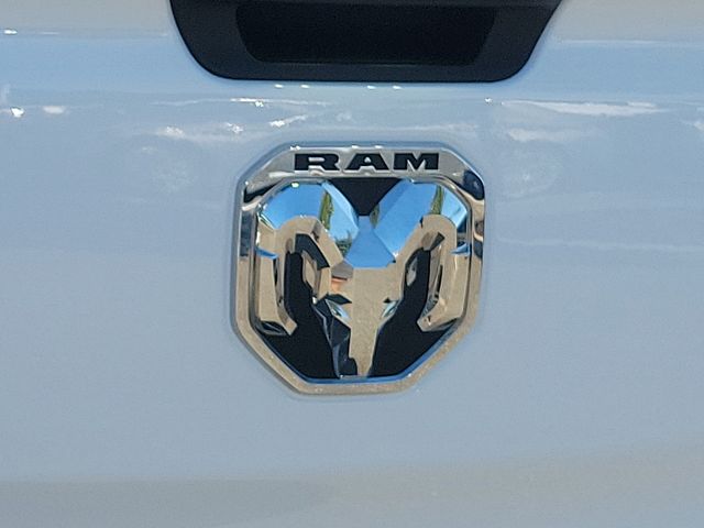 2023 Ram 1500 Big Horn/Lone Star 25