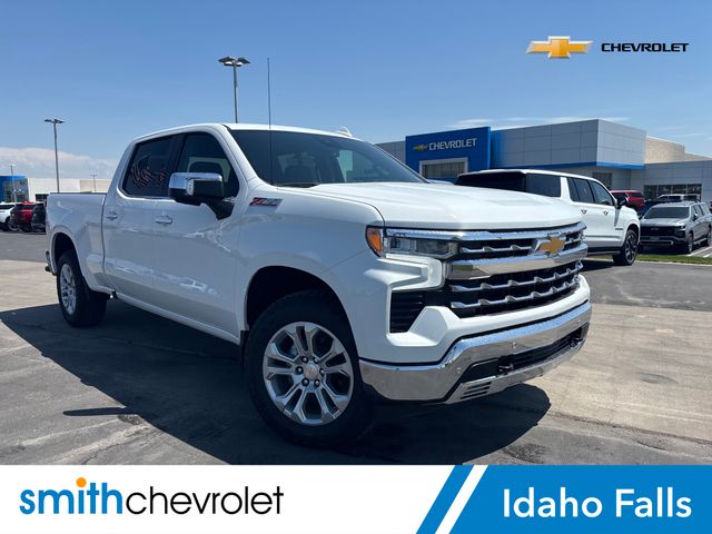 Summit White 2026 Chevrolet Silverado 1500 Pickup Truck Four-Wheel Drive Automatic