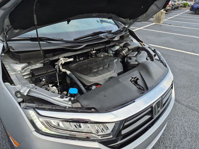 Used 2024  Honda EX-L image 35