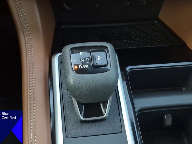 Used 2025 Black Nissan Platinum image 27