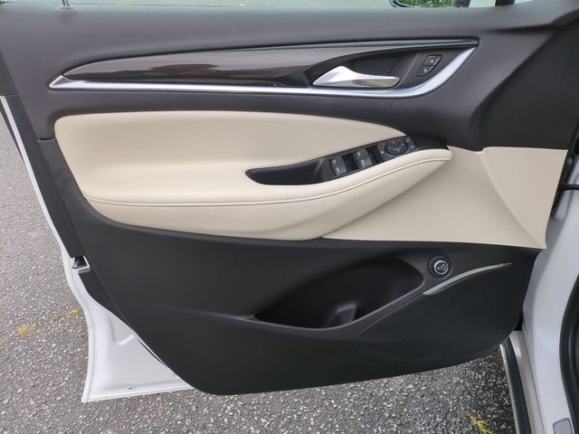 Used 2024 White Buick Essence image 12